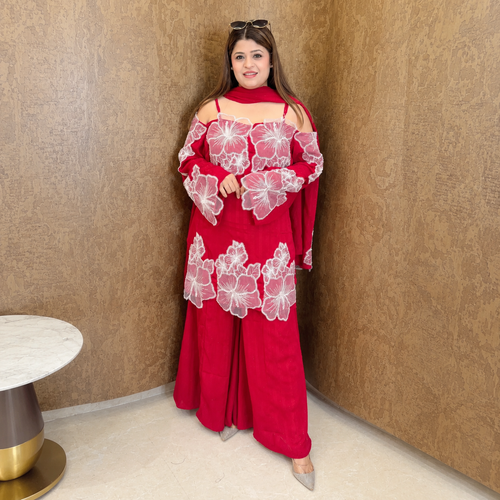 SUITS & KURTA SETS