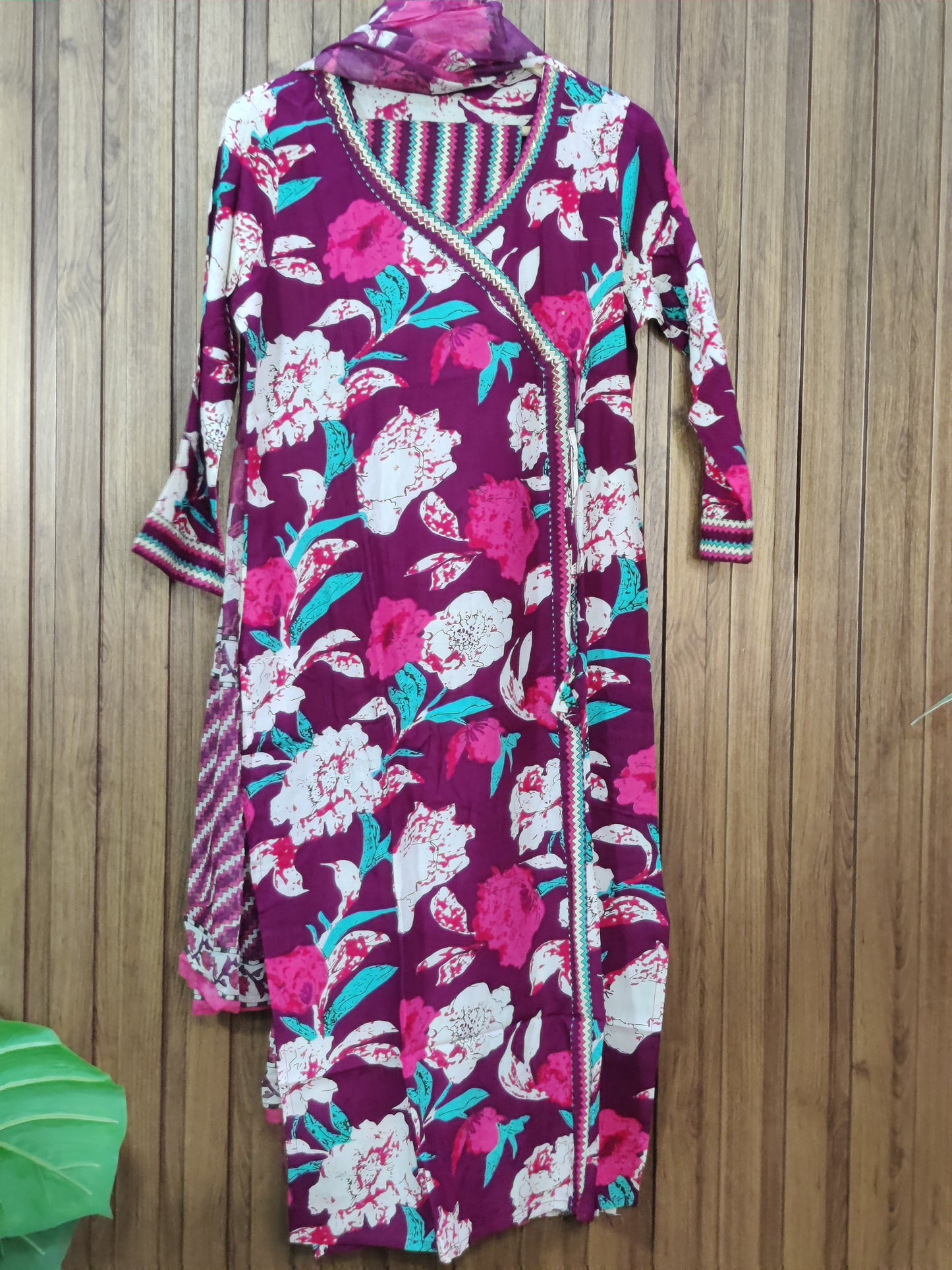 Summer Pure cotton sale suit