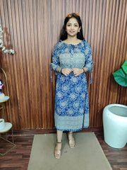 Stylish printed short dress